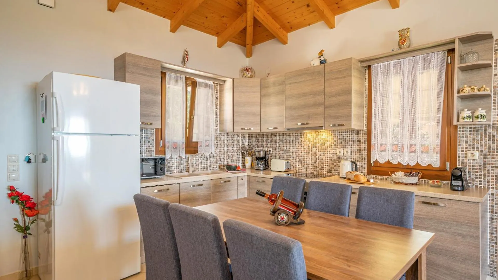 Villa Annita By Villa Plus Tzamarelata 0*,  اليونان